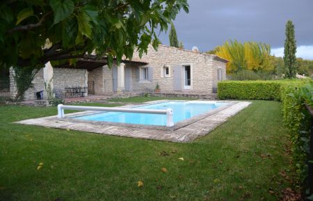 G&icirc;te n&deg;84G2428 Gordes - Vaucluse - photo