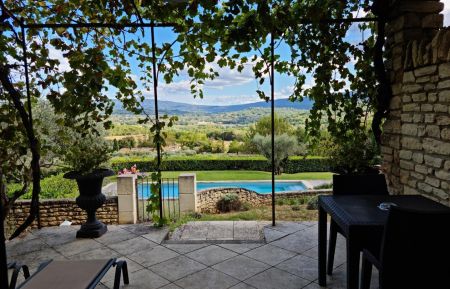 G&icirc;te n&deg;84G3403 Gordes - Vaucluse - photo