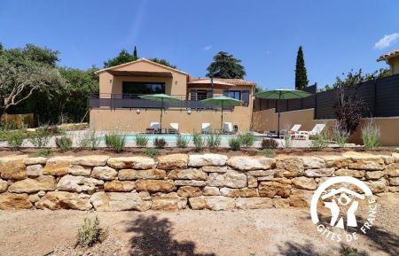 G&icirc;te n&deg;84G3692 Saint-Saturnin-l&egrave;s-Apt - Vaucluse - photo