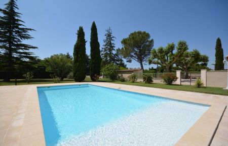 G&icirc;te n&deg;84G8541 L'Isle-sur-la-Sorgue - Vaucluse - photo