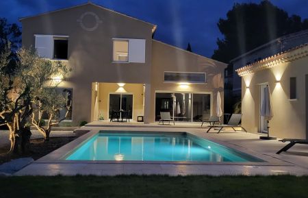 G&icirc;te n&deg;84G3630 Beaumes-de-Venise - Vaucluse - photo