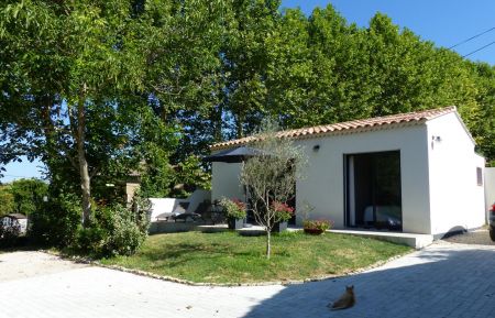 G&icirc;te n&deg;84G4161 L'Isle-sur-la-Sorgue - Vaucluse - photo