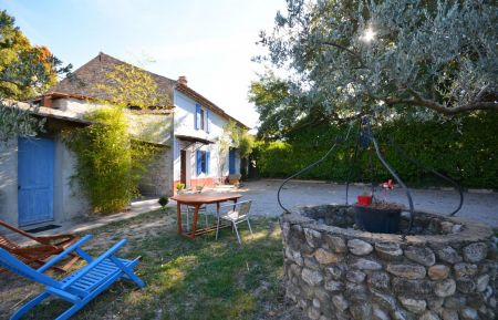 G&icirc;te n&deg;84G2418 Saint-Roman-de-Malegarde - Vaucluse - photo