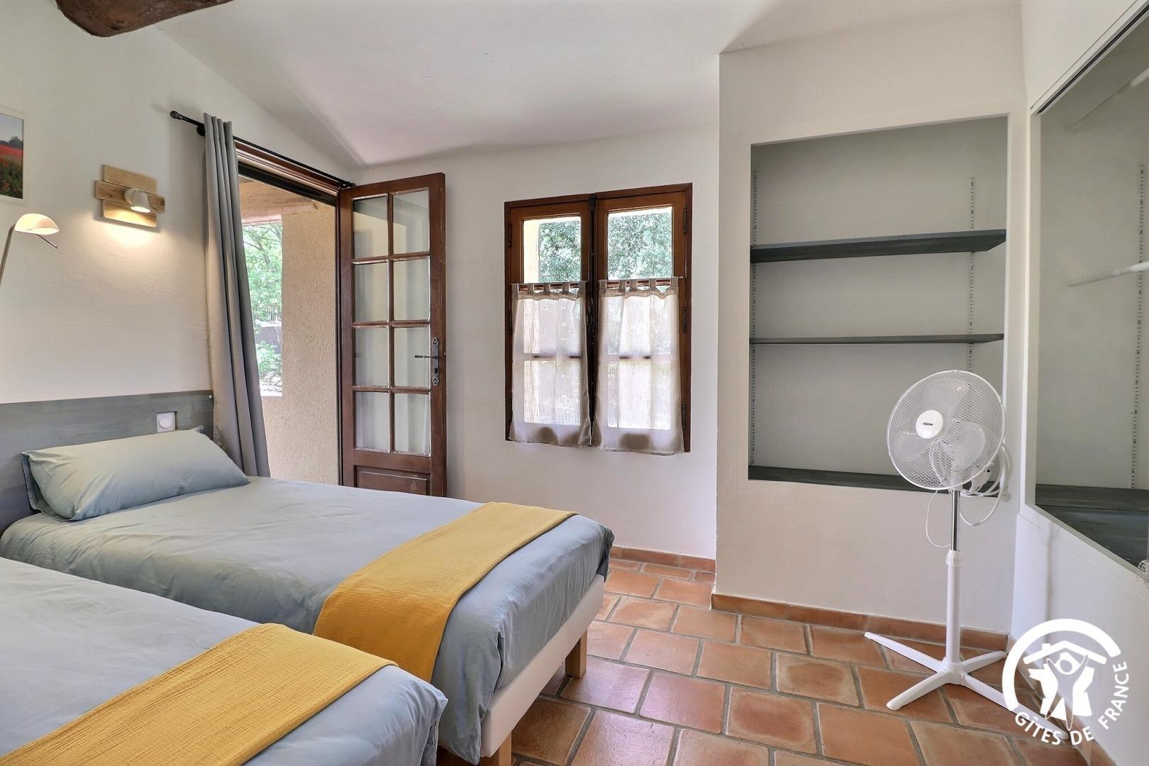 Les Chambres du Luberon un espace nuit aussi pour les enfants ! photo 14