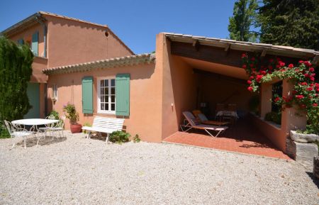 G&icirc;te n&deg;84G2268 Malauc&egrave;ne - Vaucluse - photo