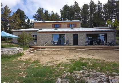 G&icirc;te n&deg;84G3628 B&eacute;doin - Vaucluse - photo