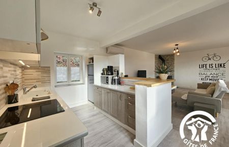G&icirc;te n&deg;84G3660 Crillon-le-Brave - Vaucluse - photo