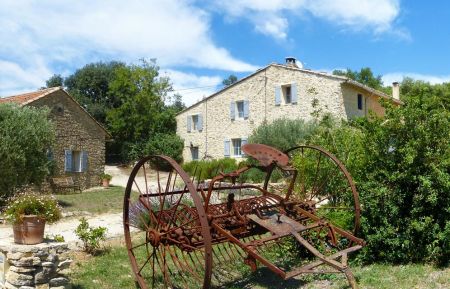 G&icirc;te n&deg;84G4221 Mazan - Vaucluse - photo