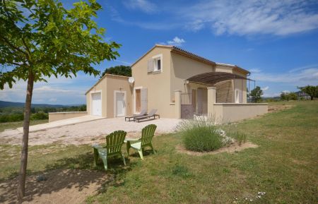 G&icirc;te n&deg;84G4199 Malauc&egrave;ne - Vaucluse - photo