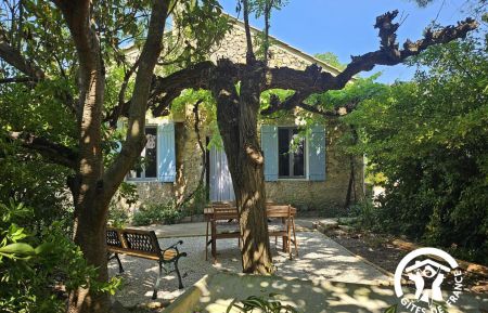 G&icirc;te n&deg;84G4378 Lagnes - Vaucluse - photo
