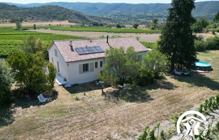 G&icirc;te n&deg;84G4379 Blauvac - Vaucluse - photo