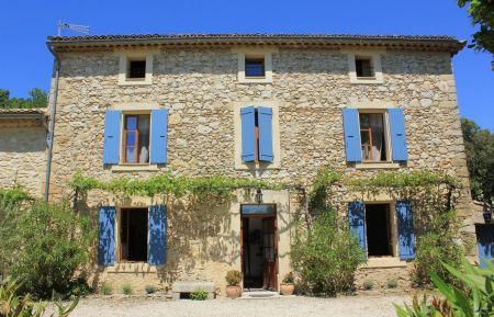 G&icirc;te n&deg;84G769 Malauc&egrave;ne - Vaucluse - photo