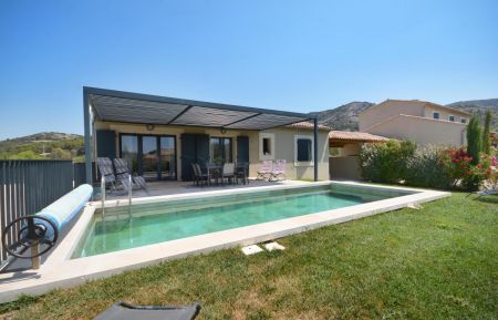 G&icirc;te n&deg;84G4107 Cheval-Blanc - Vaucluse - photo