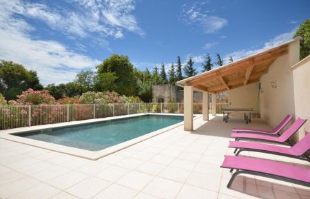G&icirc;te n&deg;84G955 Valr&eacute;as - Vaucluse - photo