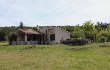G&icirc;te n&deg;84G3656 Saint-Saturnin-l&egrave;s-Apt - Vaucluse - photo