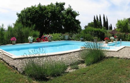 G&icirc;te n&deg;84G4220 Mazan - Vaucluse - photo